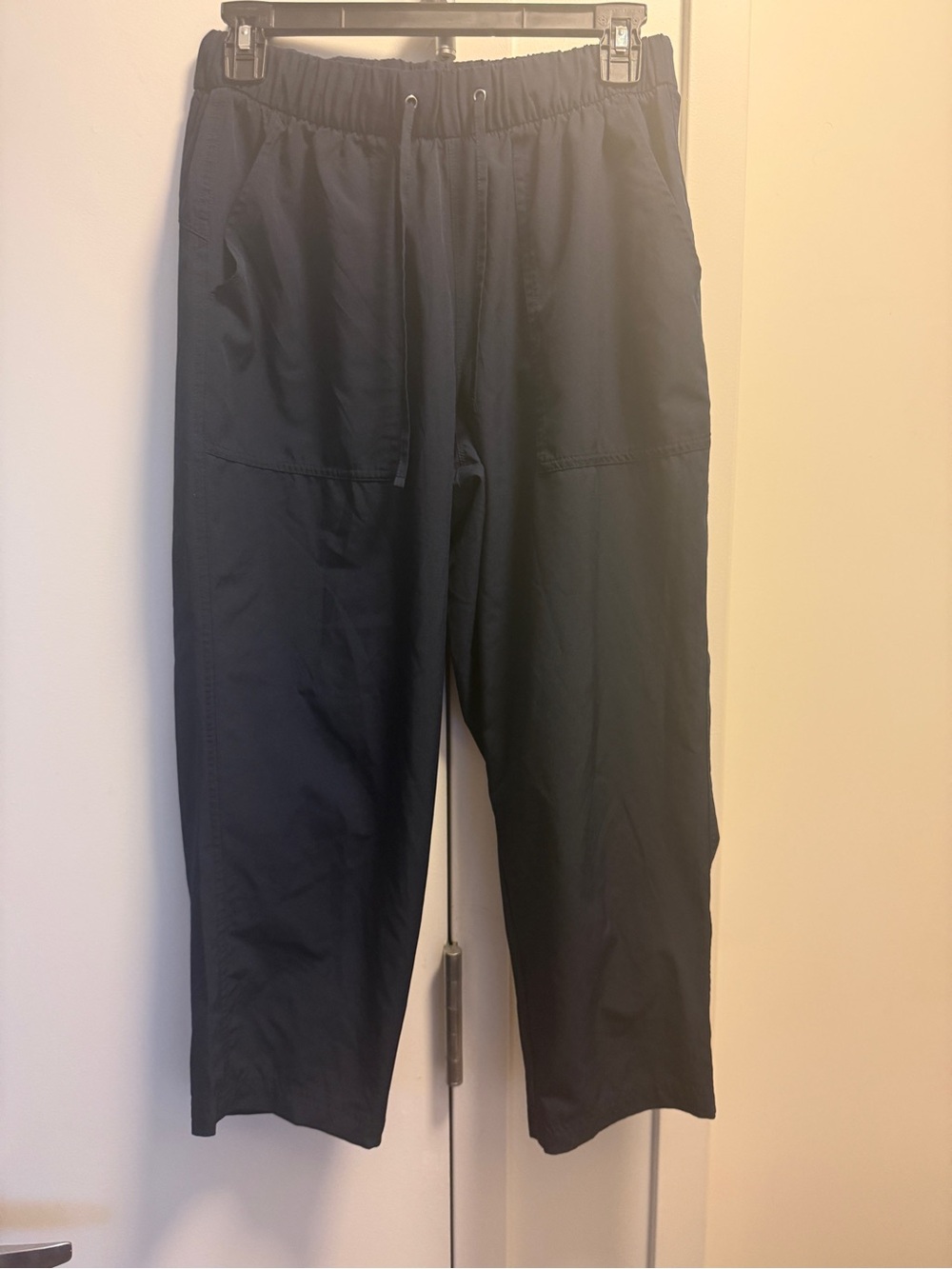 Old Navy Navy Women's Drawstring Capris